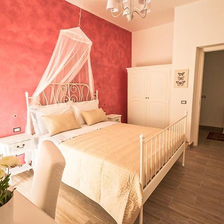 Venustas Bed and Breakfast LMP Eksteriør billede