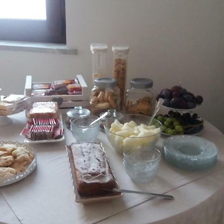 Venustas Bed and Breakfast LMP Eksteriør billede